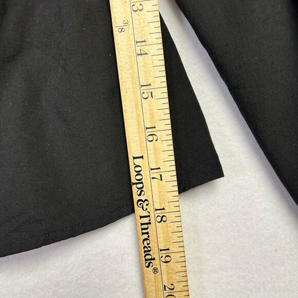 Feminine Romantic Modern Black Long Sleeve Puffed Sleeve Crop Top - Picture 9 of 11